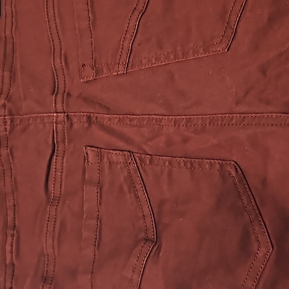 💖  $5 add to bundle DG2 baby bell super stretch Burgundy multi fit jean💖 - Picture 4 of 6